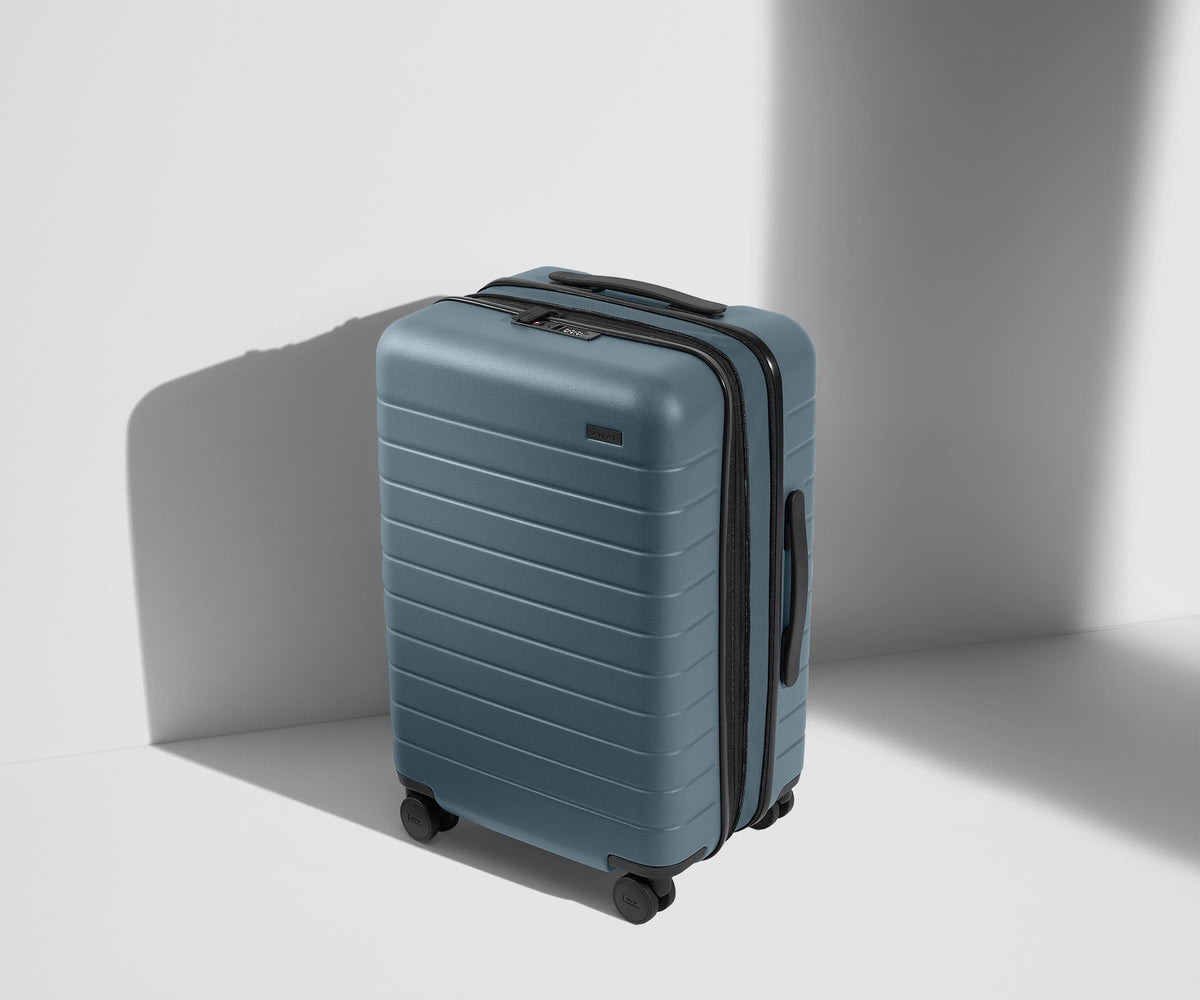 Away The Bigger Carry-On Flex, carry-on suitcase, 22.7 by 15.4 by 9.6 inches